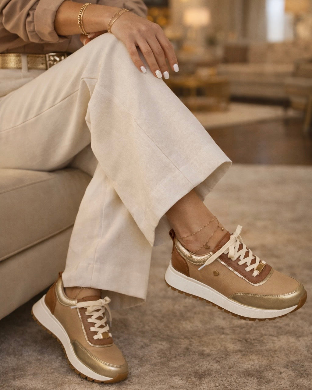 Zapatilla Martha Camel Cuero Mujer | Maryori López