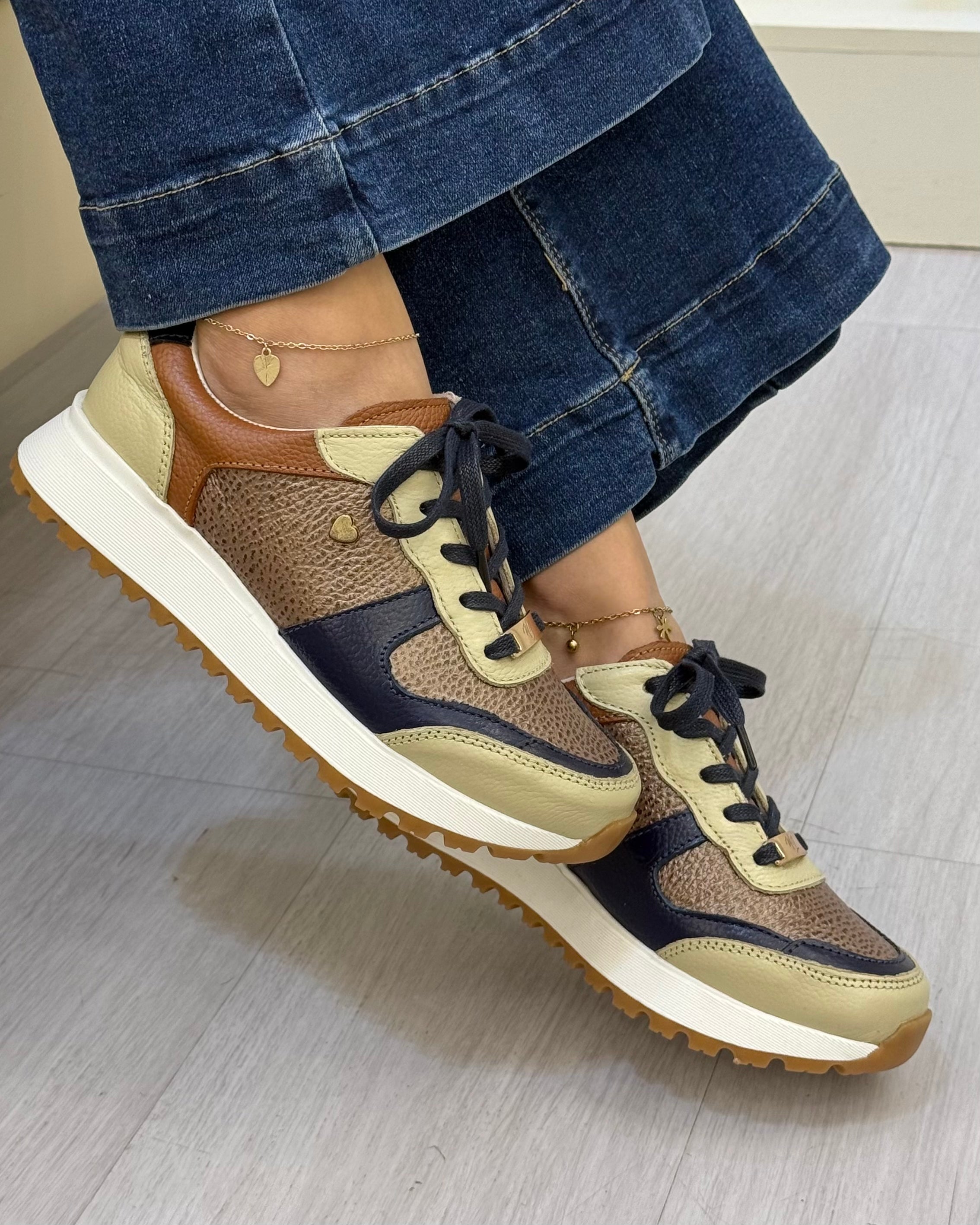 Zapatilla Carol Mujer | Maryori López