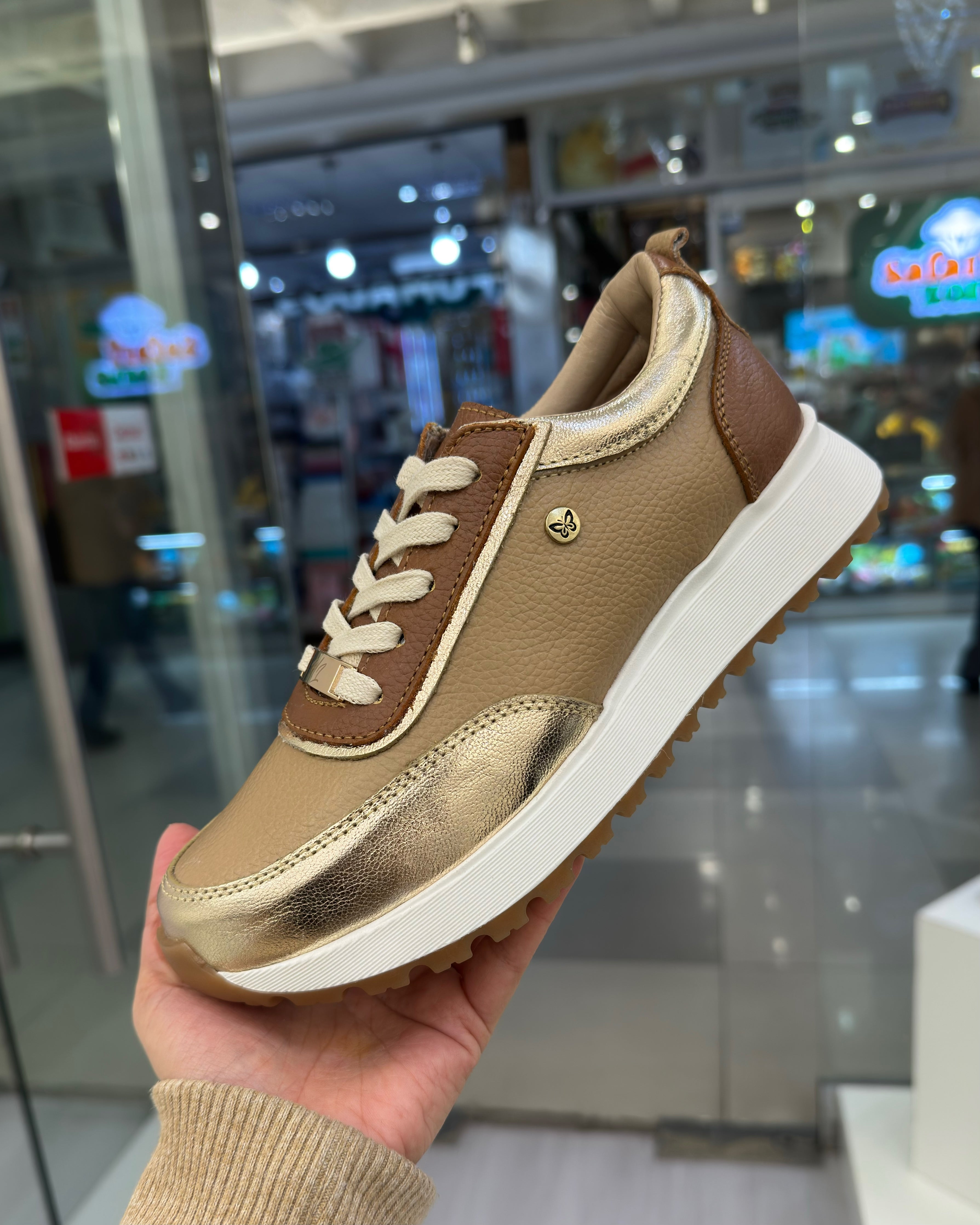Zapatilla Martha Camel Cuero Mujer | Maryori López