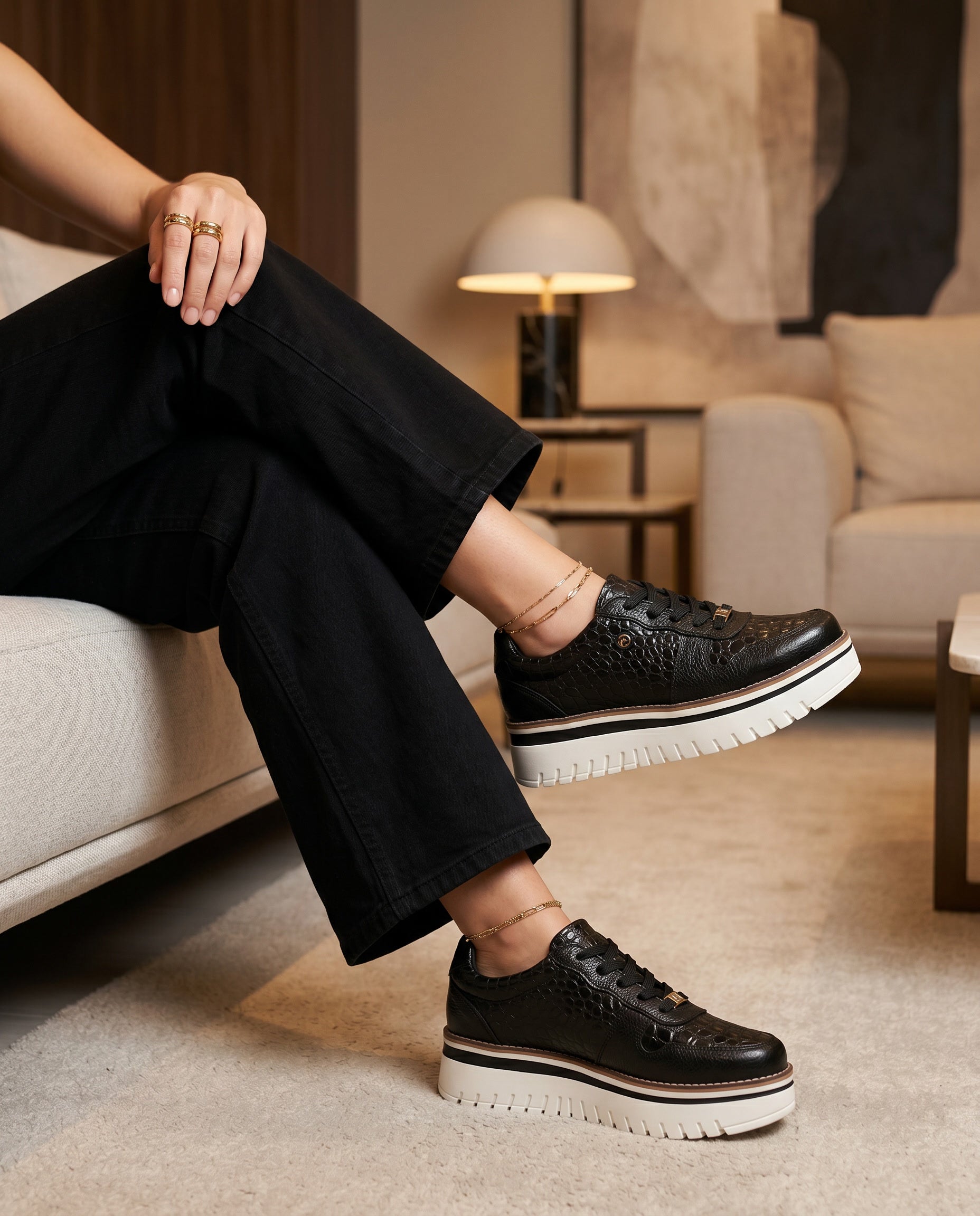 Zapatilla Riviera Negro SB Cuero Mujer | Maryori López