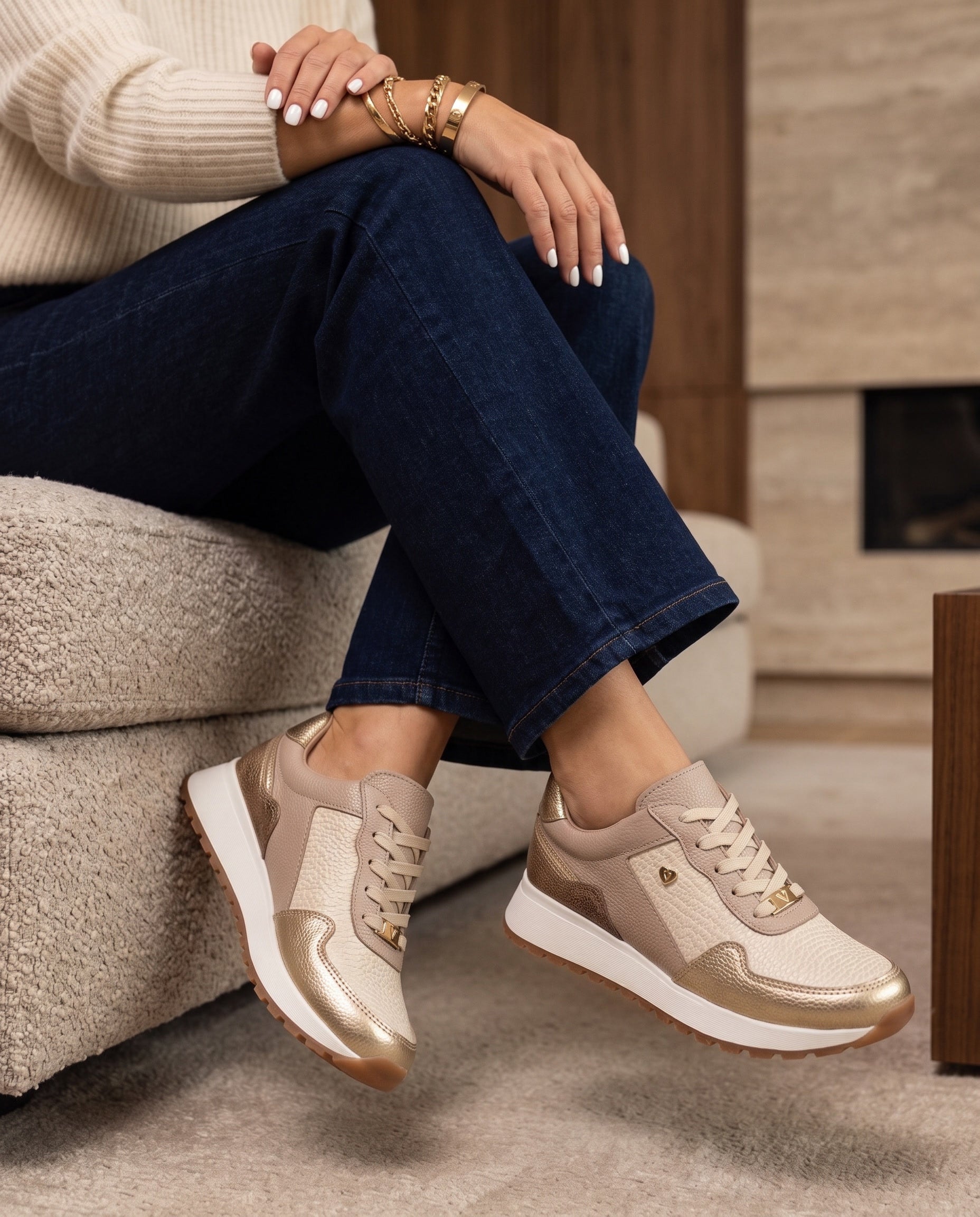 Jewel Gold Leather Women's Shoe | Maryori López
