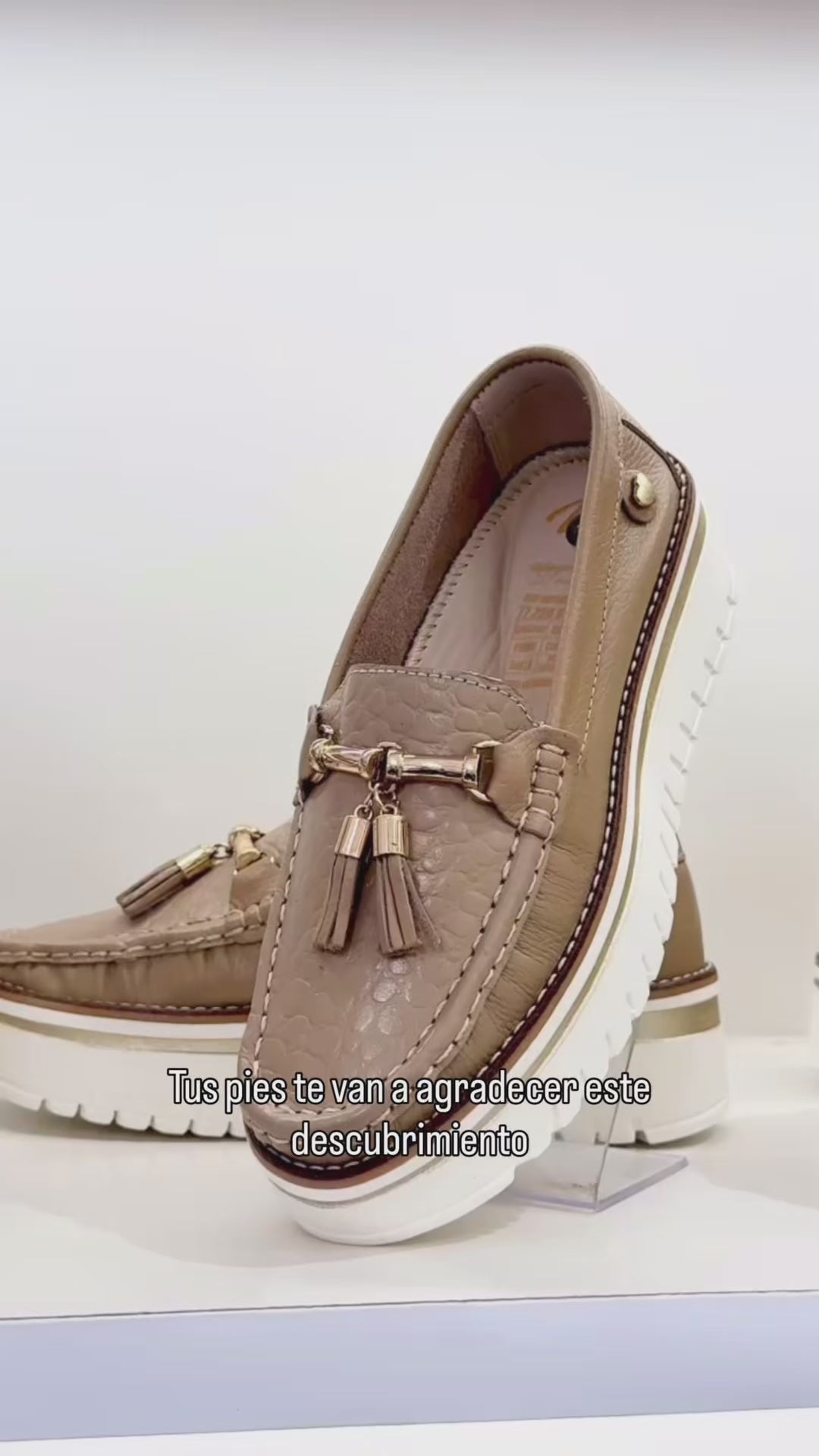 Mocasín Paola Plataforma Beige Cuero Mujer | Maryori López
