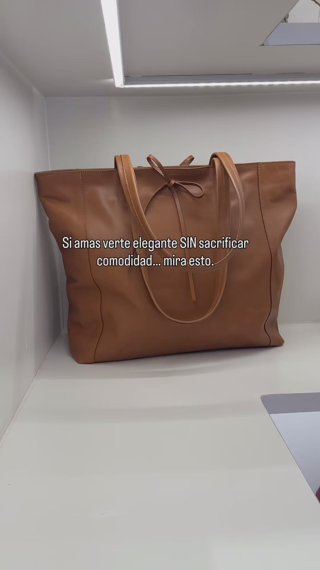 Video mocasín Rafaela camel cuero natural mujer | Maryori López