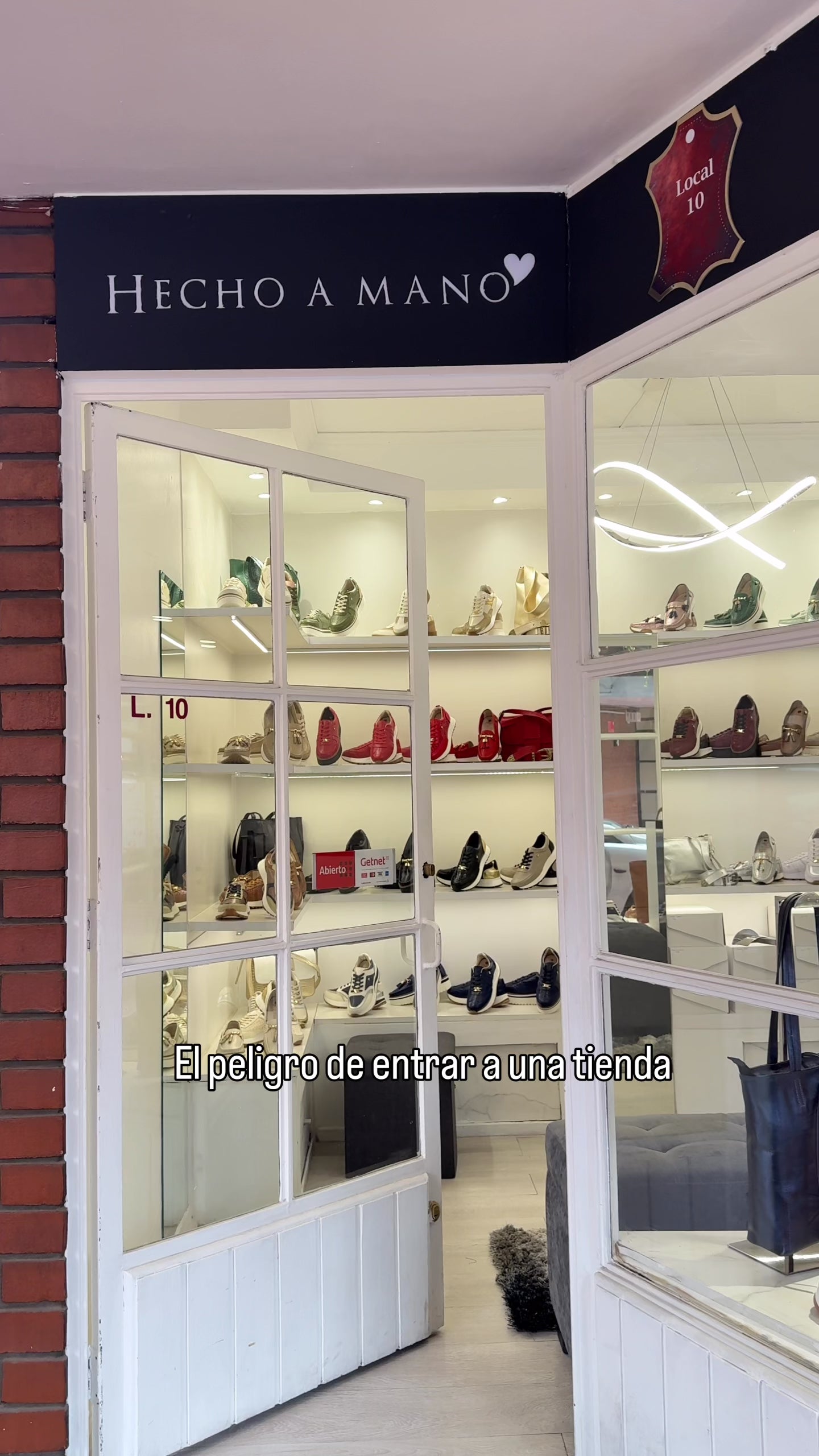 Zapatilla Camila Rojo Cuero Mujer | Maryori López