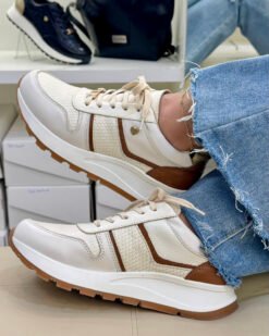 Zapatilla Emilia Crema Cuero Mujer | Maryori López