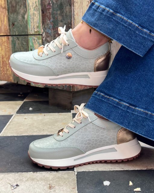 Zapatillas de cuero Camila Eucalipto verde agua – Calzados Maryori López