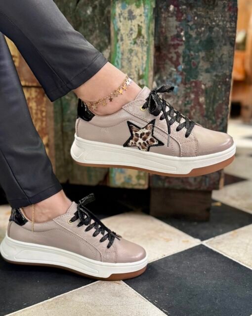 Zapatillas de cuero Capuchino para mujer – Calzados Maryori López