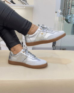 Zapatilla Aurora Plateado Cuero Mujer | Maryori López