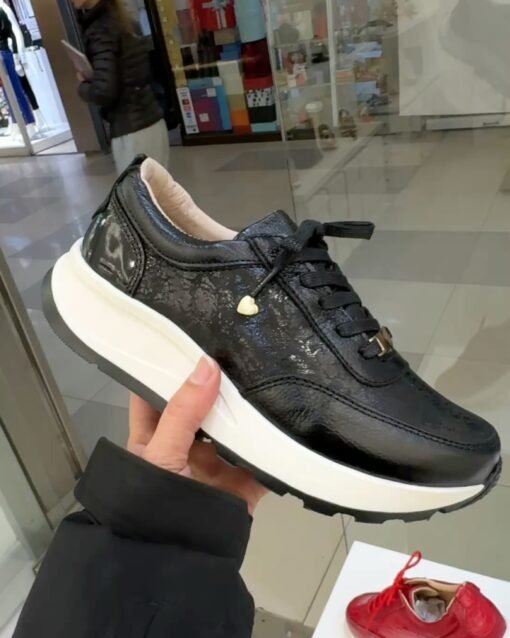 Zapatilla Odette Negro Cuero Mujer | Maryori López