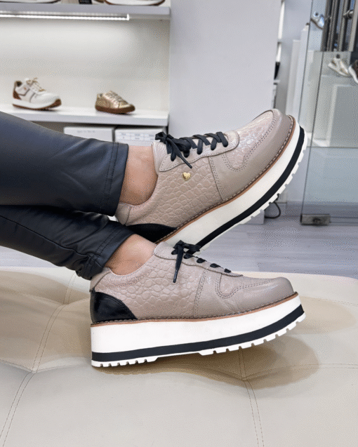 Zapatilla Riviera Capuchino Cuero Mujer | Maryori López - Imagen 2