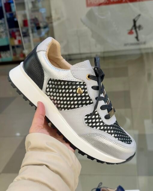 Zapatilla Anastasia Plateado Cuero Mujer | Maryori López - Imagen 2